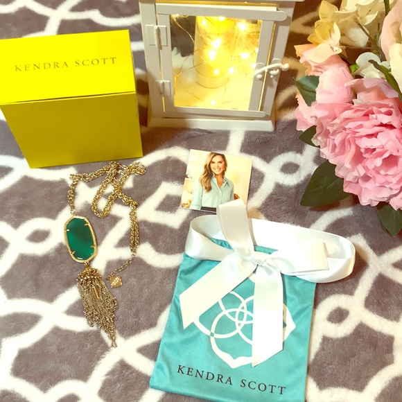 Kendra Scott Jewelry - 🟢Green Kendra Scott Rayne Necklace -EUC🟢